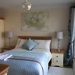 Guestready - Relaxing Ensuite Room With Balcony