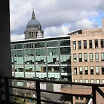 Guestready - Relaxing Ensuite Room With Balcony